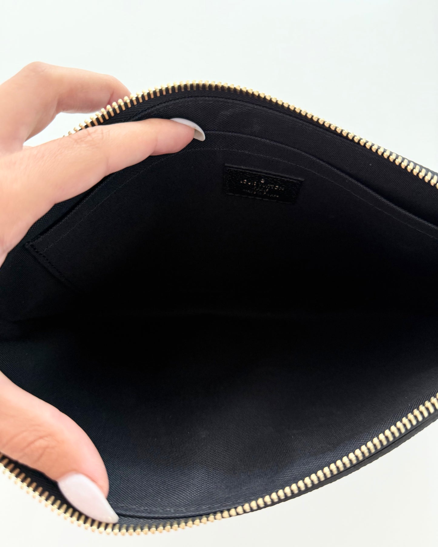 Louis Vuitton Black Monogram Empreinte Leather Daily Pouch