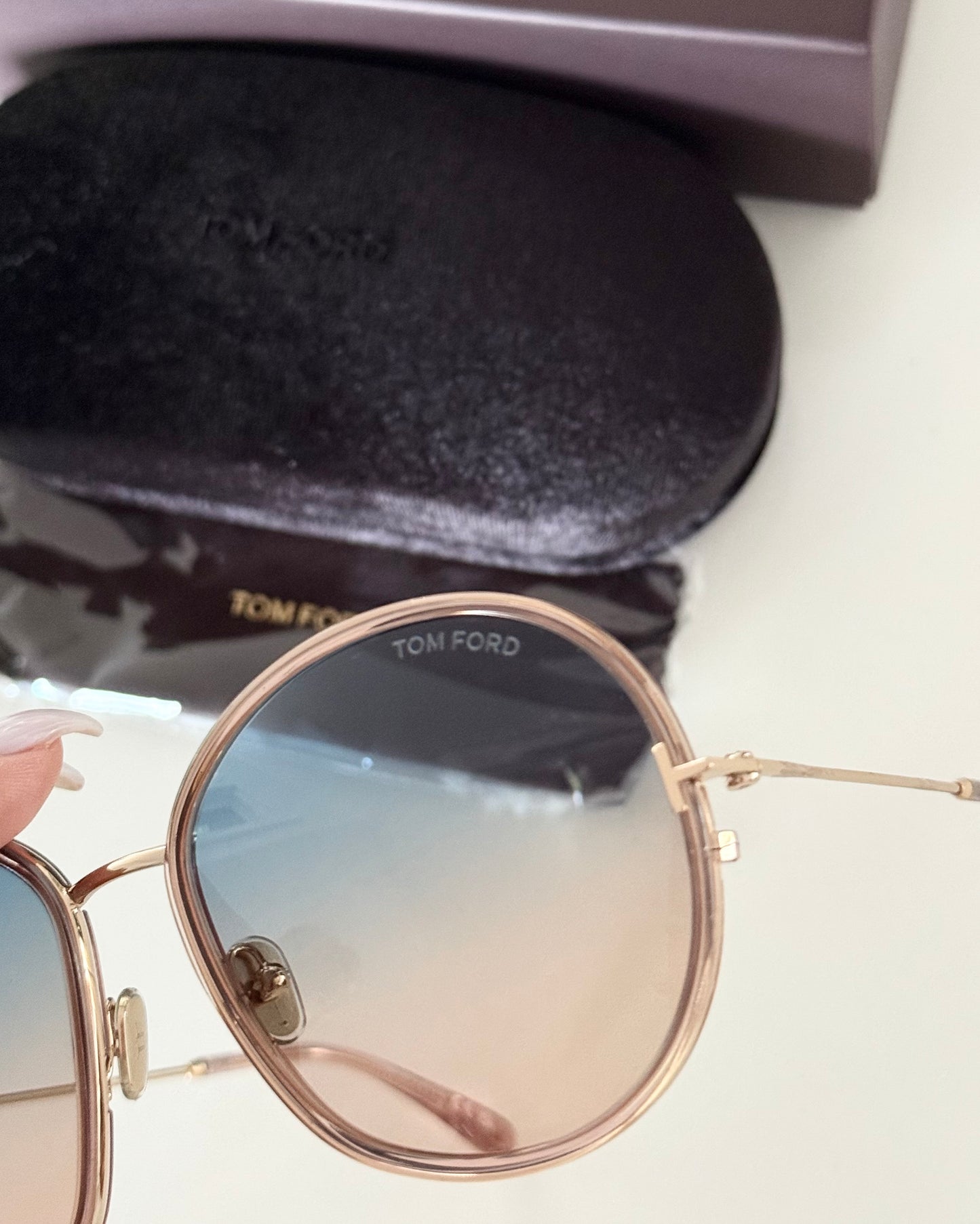 Tom Ford Round Rose Gold Sunnies