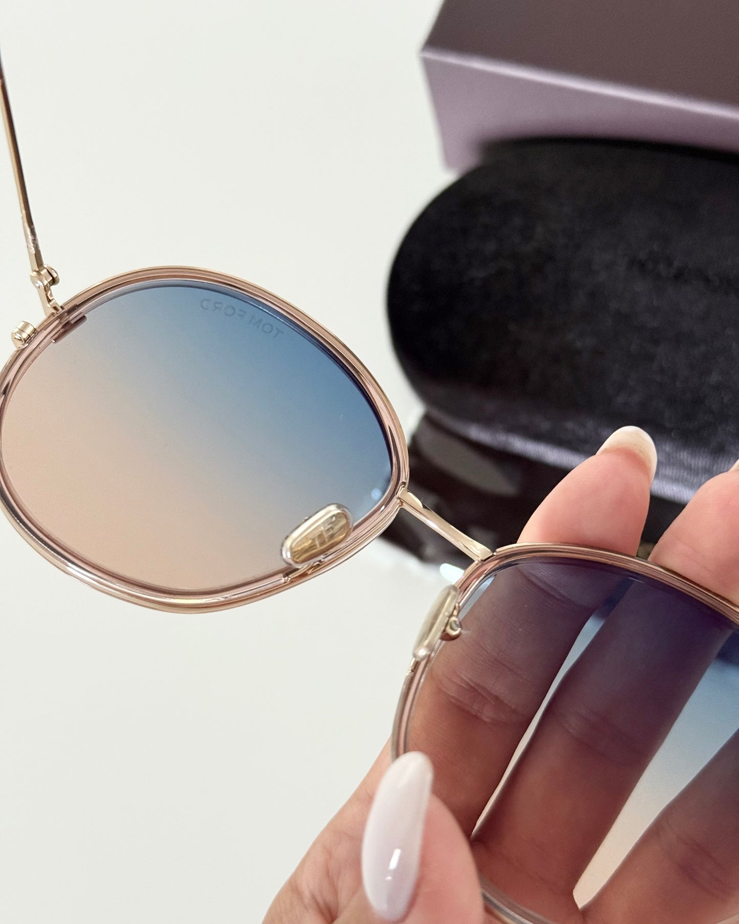 Tom Ford Round Rose Gold Sunnies