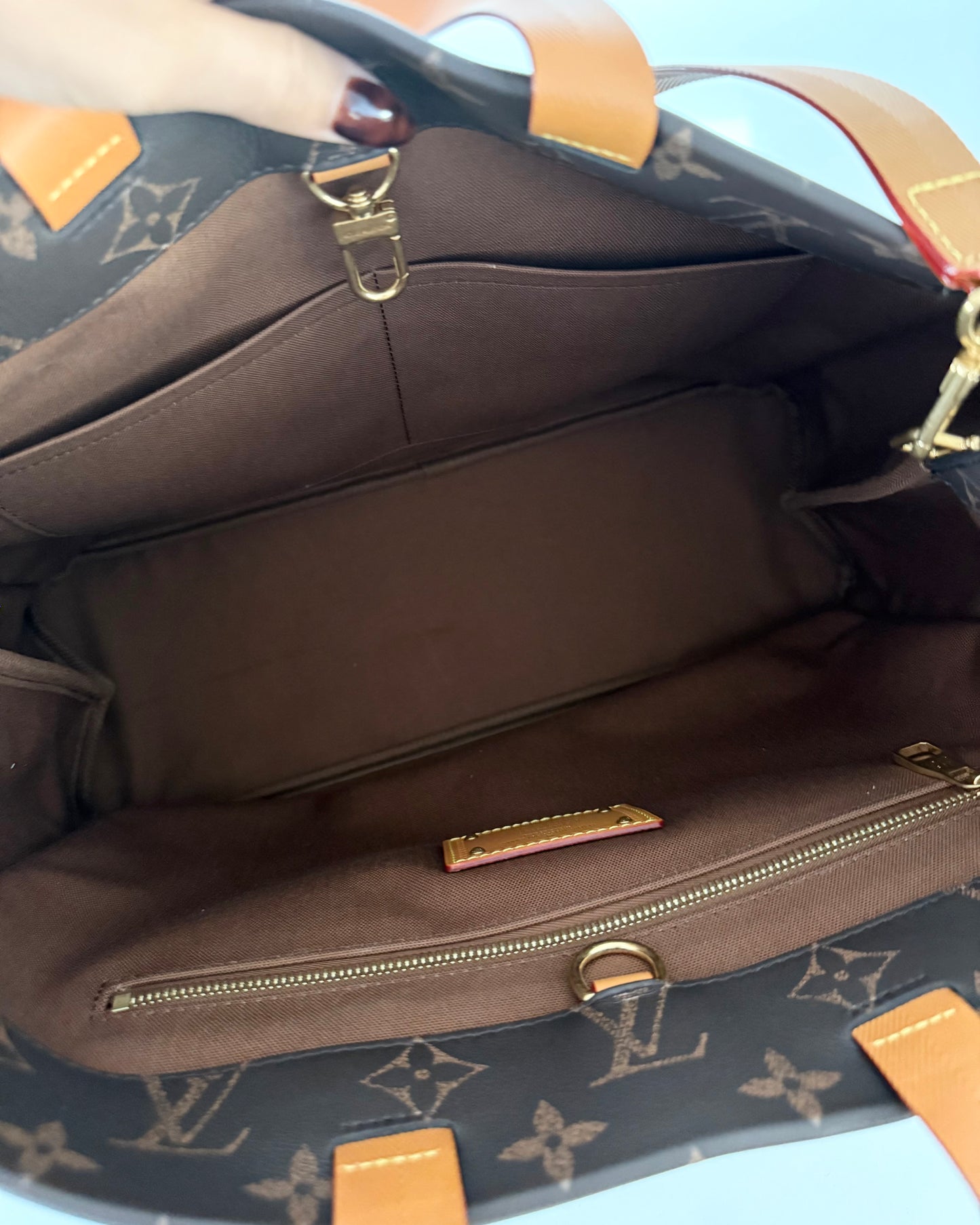 Louis Vuitton Monogram Calfskin Leather Shopper Tote MM Bag