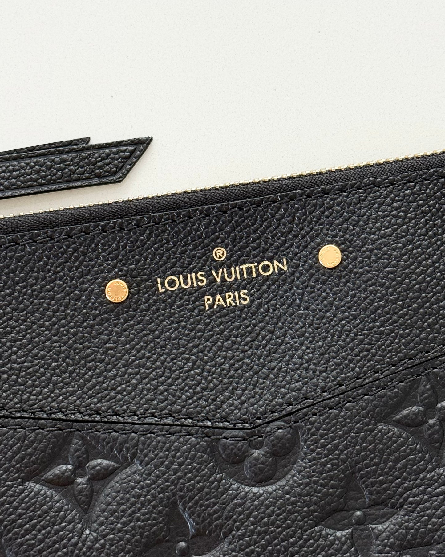 Louis Vuitton Black Monogram Empreinte Leather Daily Pouch