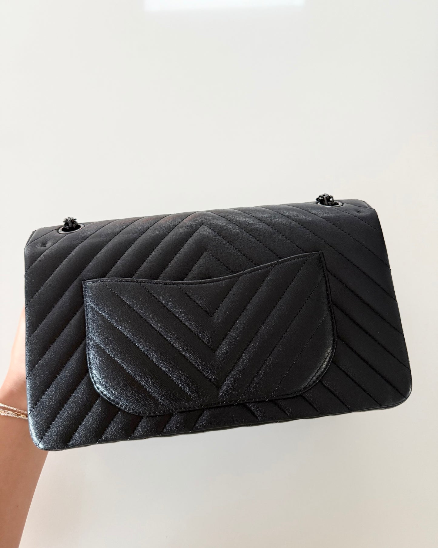 Chanel So Black 2.55 Reissue Chevron Quilted Calfskin Leather 226 Flap Bag