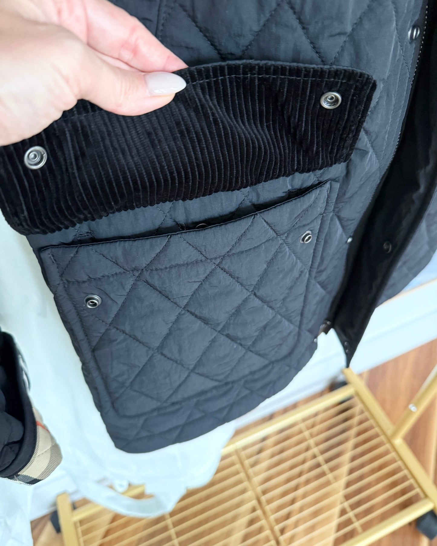 Burberry Black Quilted Nylon Barn Jacket size XS