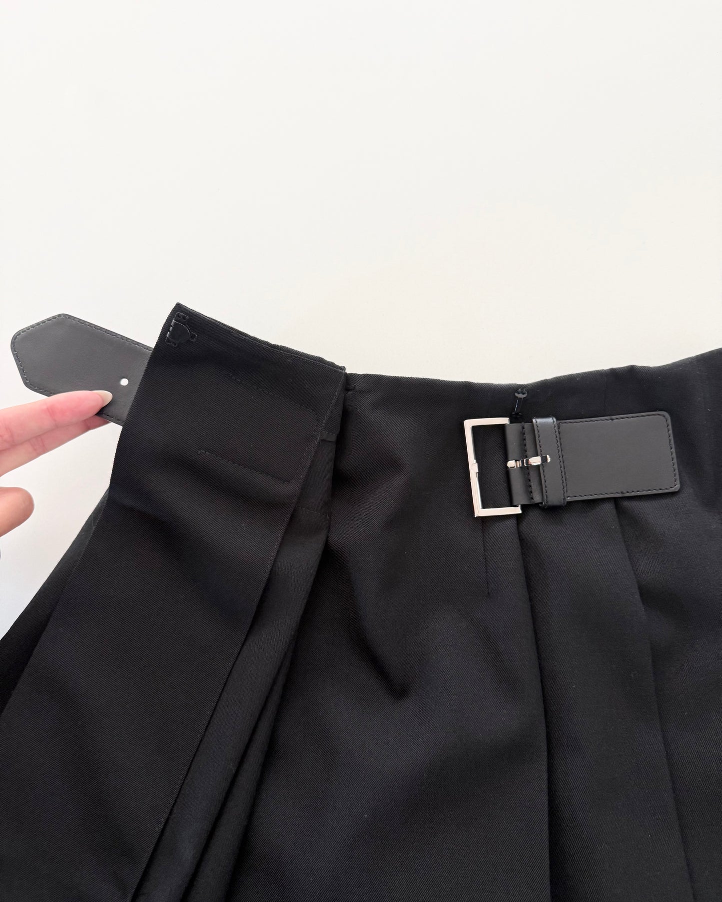 Prada Pleated Black Virgin Wool Belted Mini Skirt Size 36