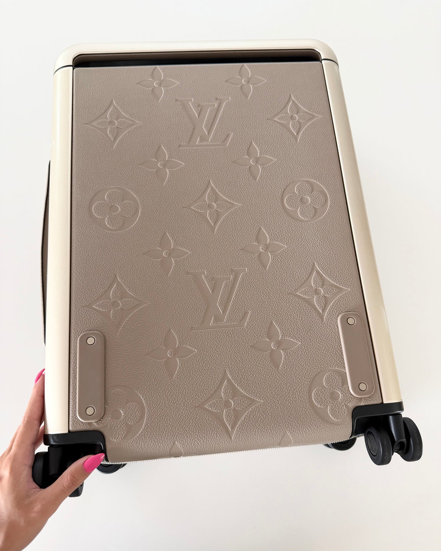 Louis Vuitton Turtledove Empreinte Leather Horizon 55 Carry On Rolling Luggage