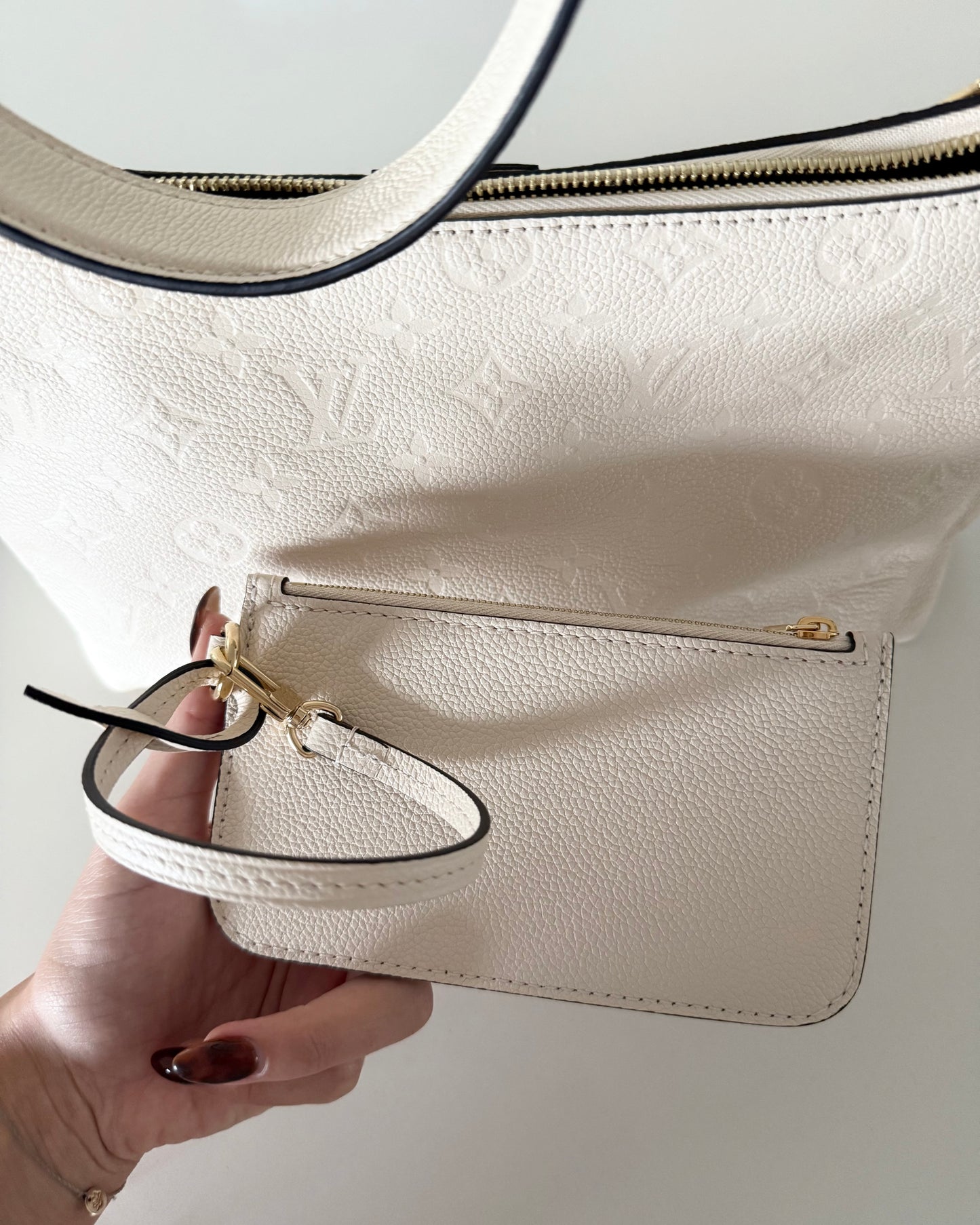 Louis Vuitton Ivory Sac Sport