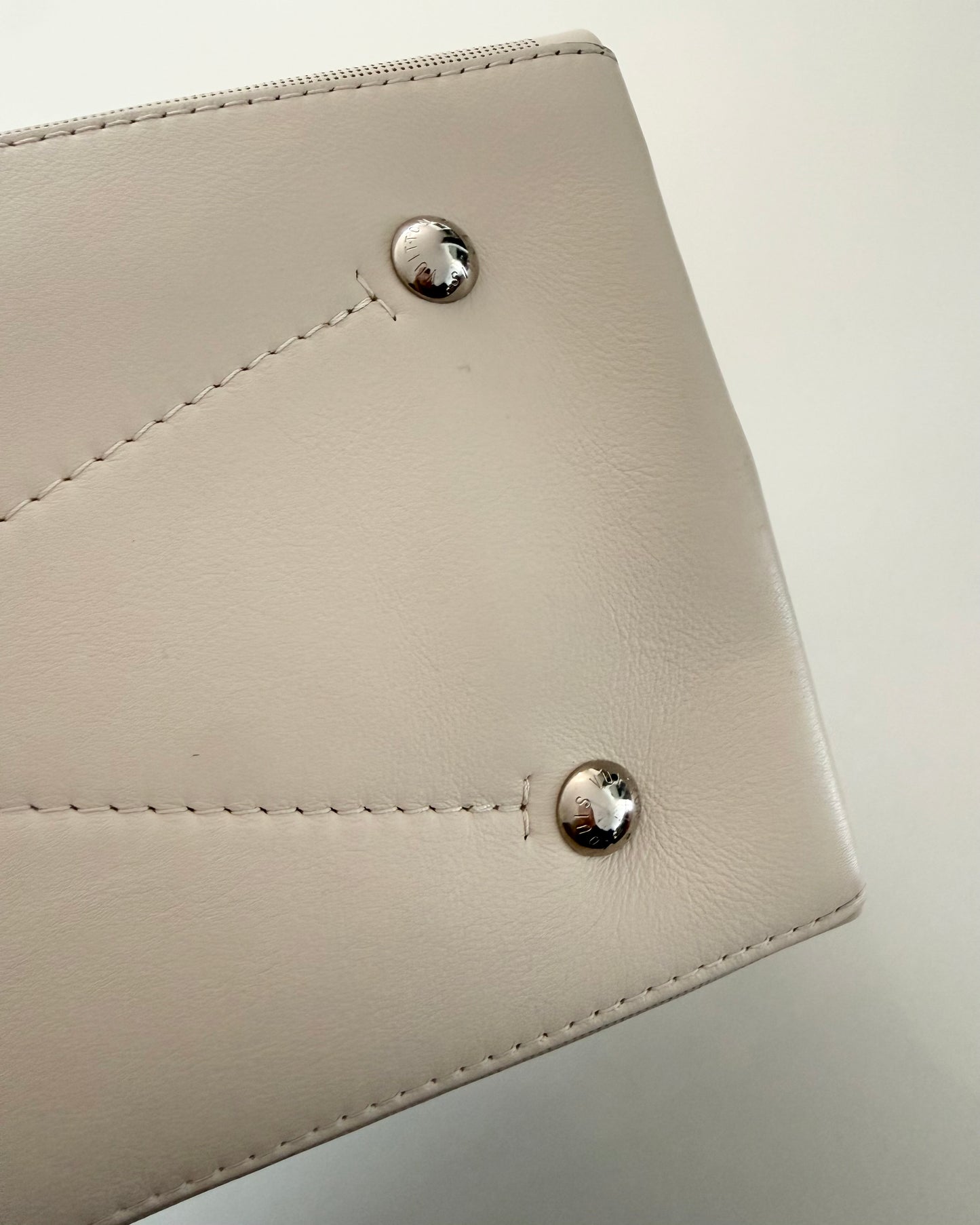 Louis Vuitton Limited Edition White Monogram Mahina Bag with Mint Interior
