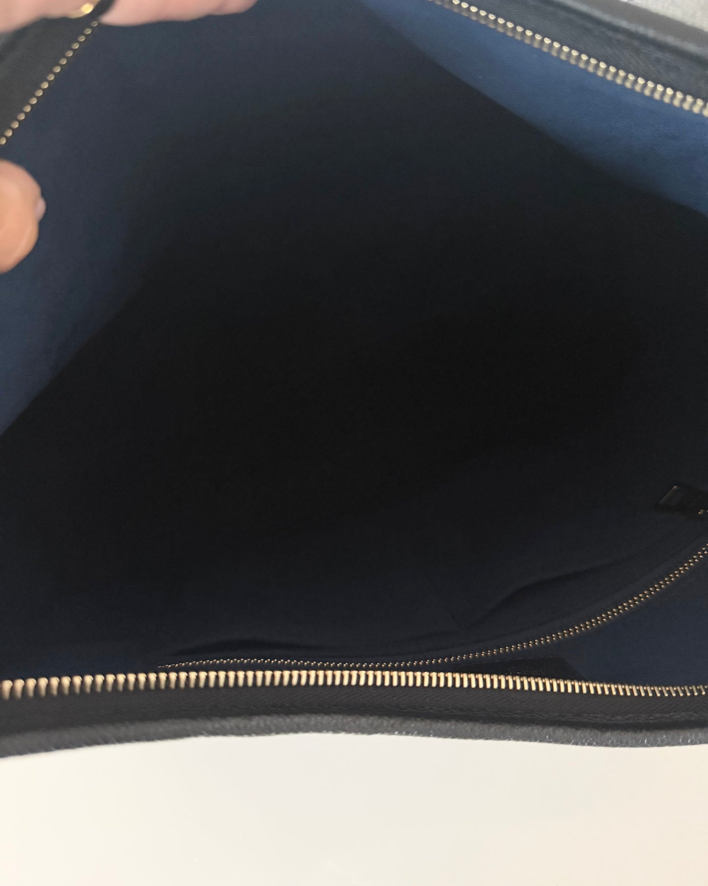 Louis Vuitton Black Monogram Empreinte Leather Carryall MM