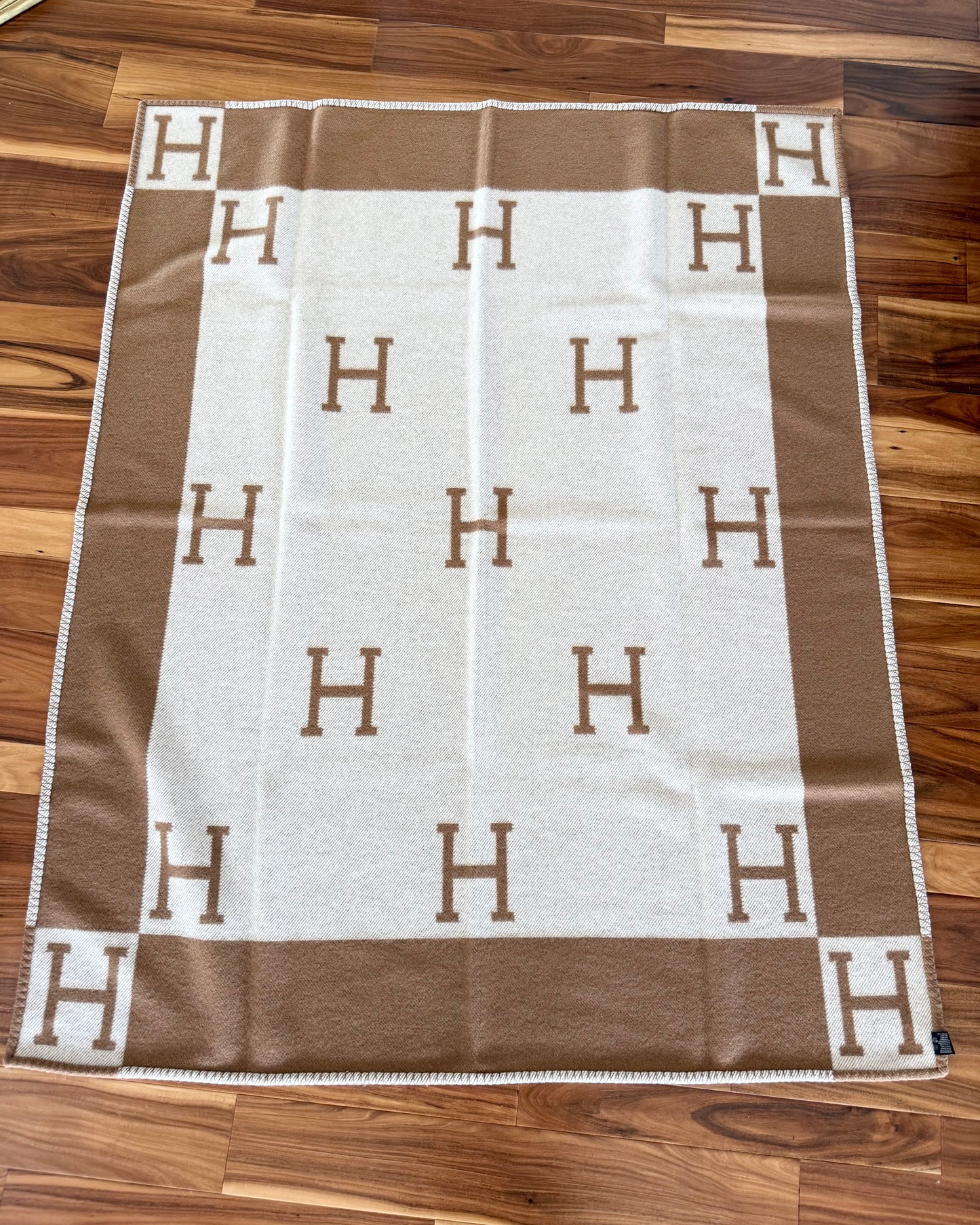 Hermes Camel Wool/Cashmere Avalon Blanket
