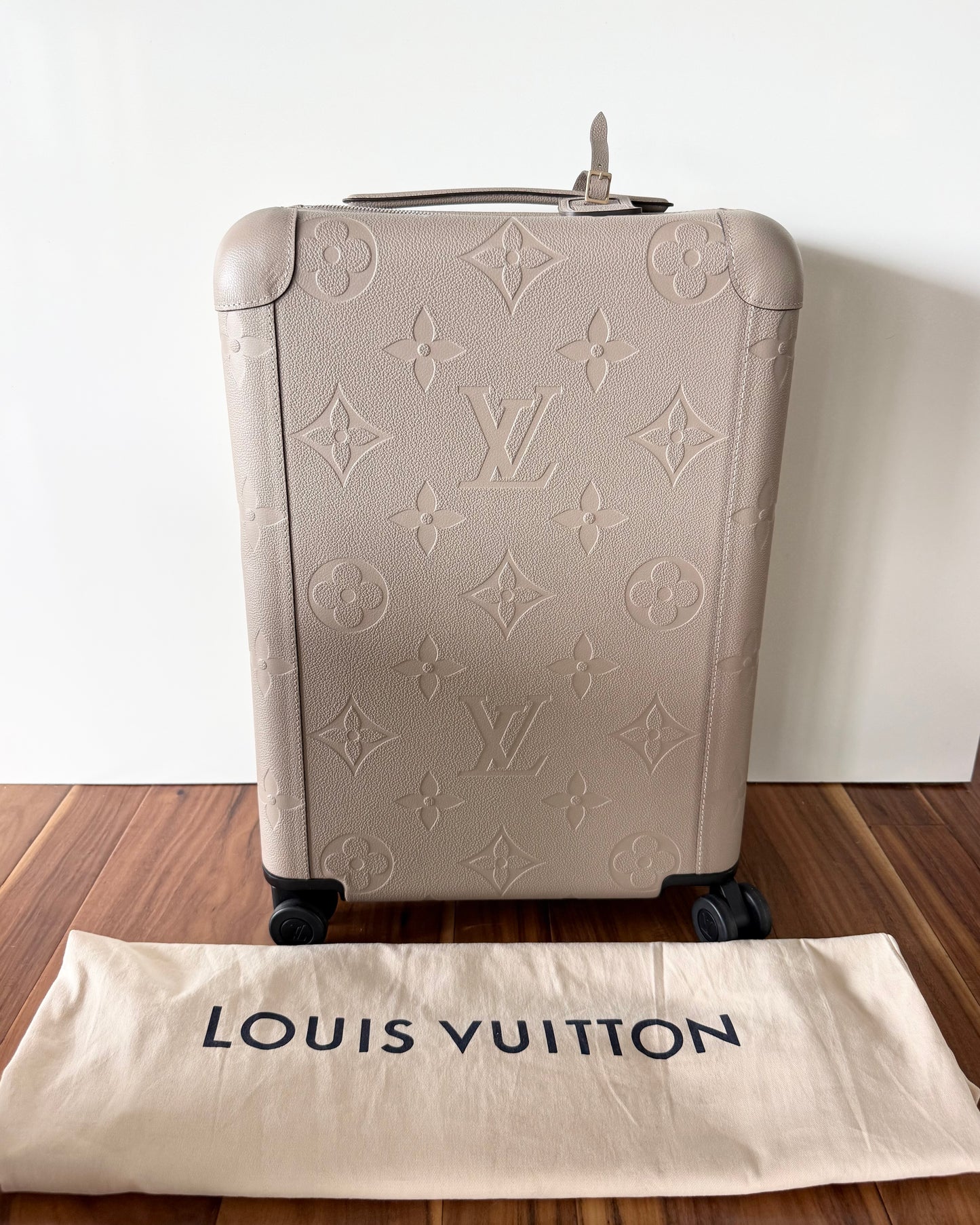 Louis Vuitton Turtledove Empreinte Leather Horizon 55 Carry On Rolling Luggage