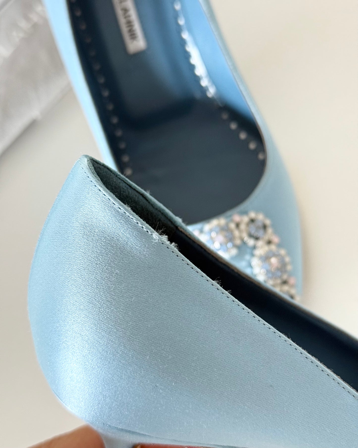 Manolo Blahnik Hangisi Opal 70 Crystal Embellished Light Blue Satin Size 40