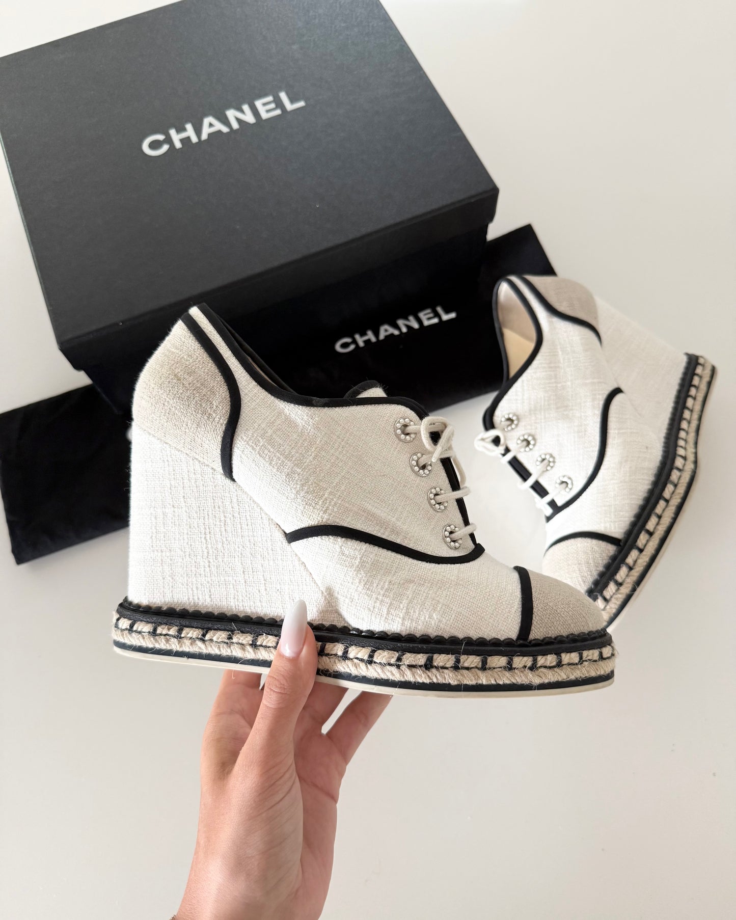 Chanel Ivory Canvas and Raffia Lace Up Wedge Espadrilles Size 40
