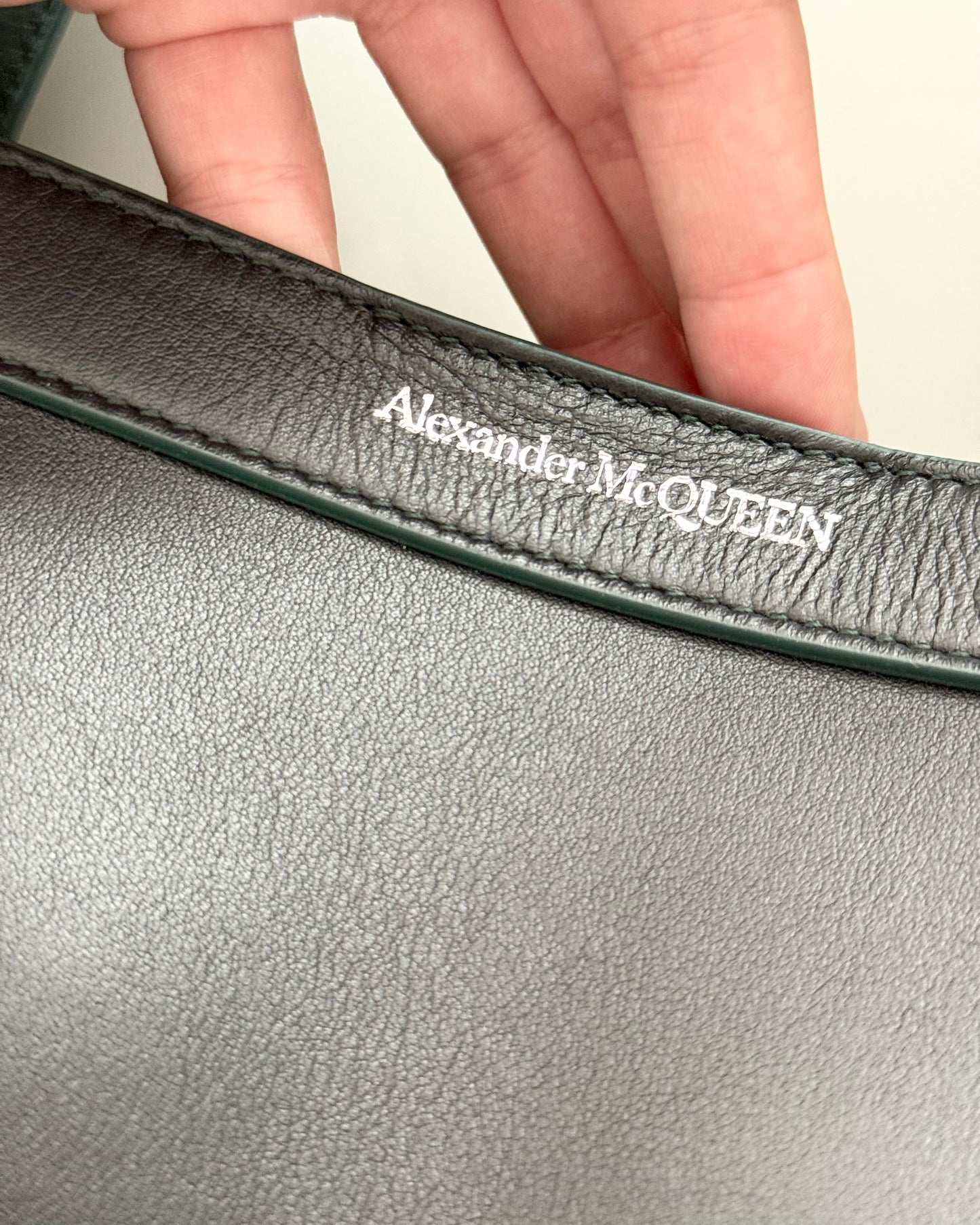 Alexander McQueen Black Leather The Bow Tote