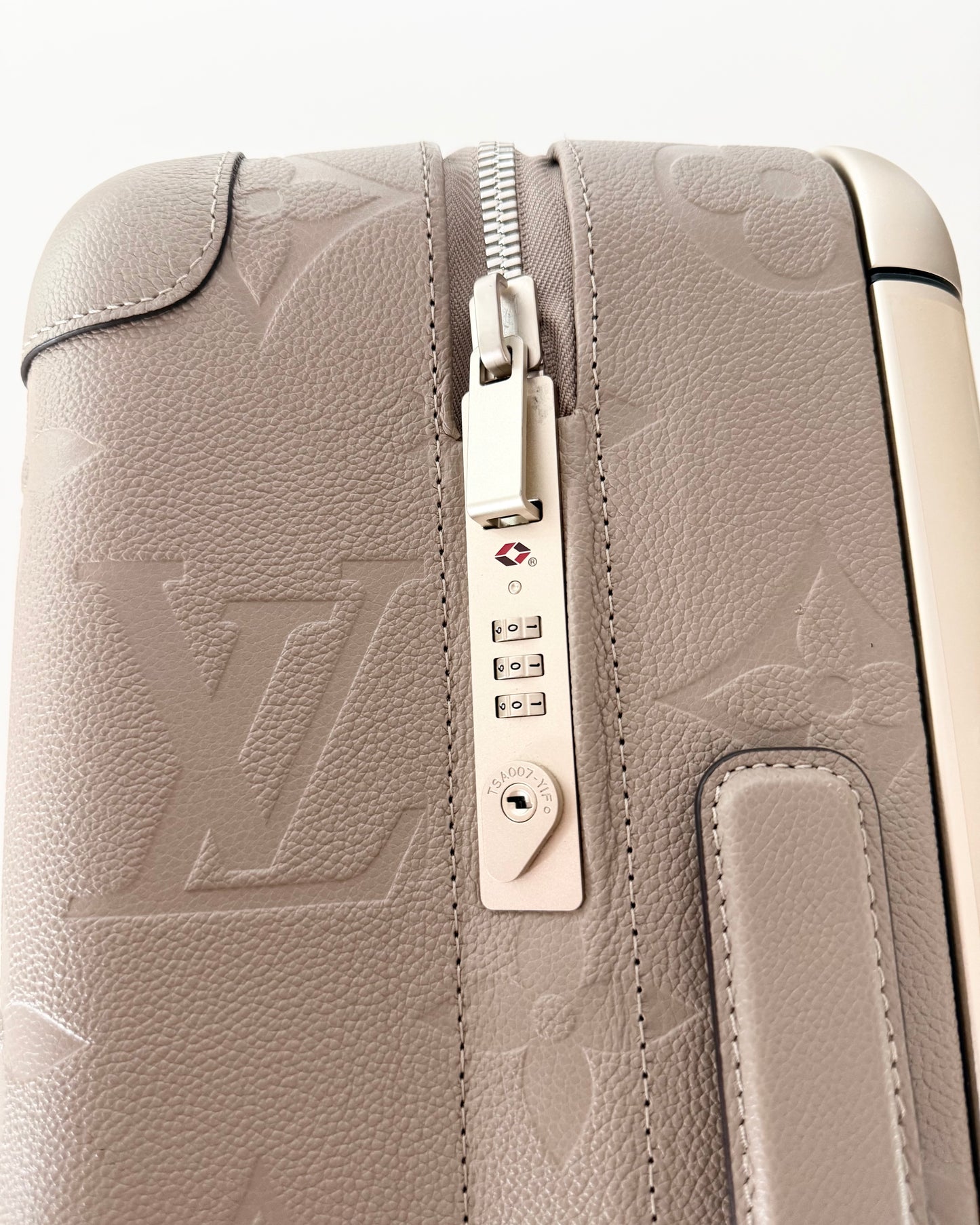 Louis Vuitton Turtledove Empreinte Leather Horizon 55 Carry On Rolling Luggage