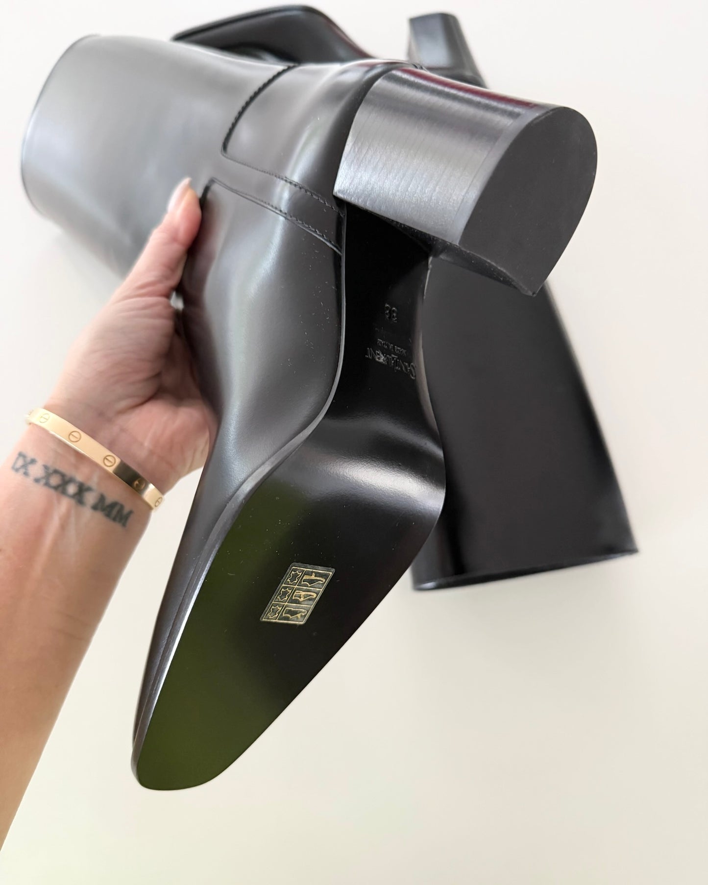 Saint Laurent Black Smooth Leather Knee High Julia Boots Size 7.5/38