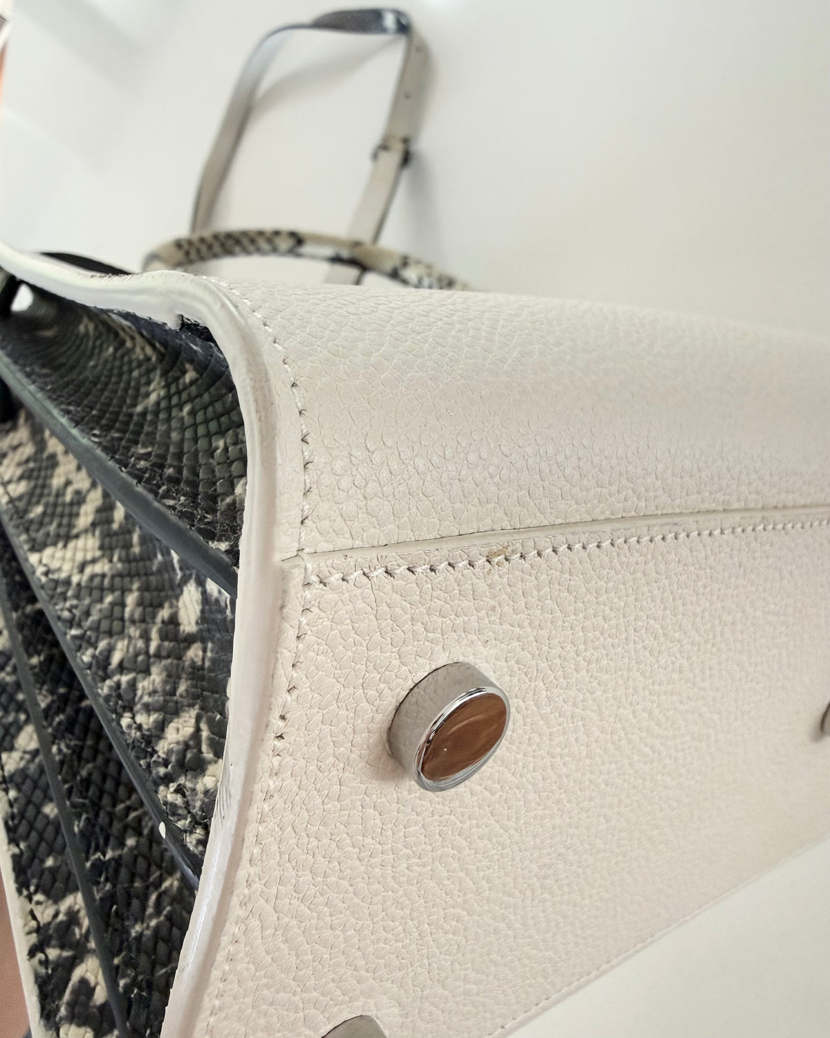 Saint Laurent Ivory Leather and Snake Embossed Sac de Jour Tote from 2016