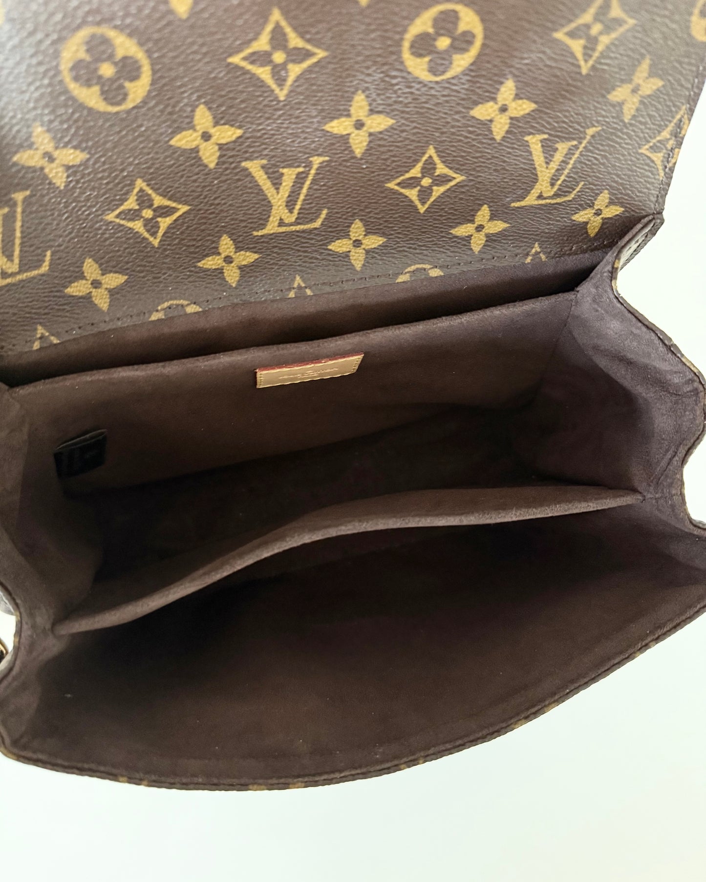 Louis Vuitton Monogram Pochette Metis