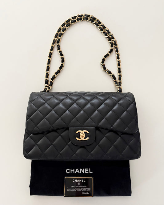 Chanel Black Quilted Lambskin Classic Jumbo