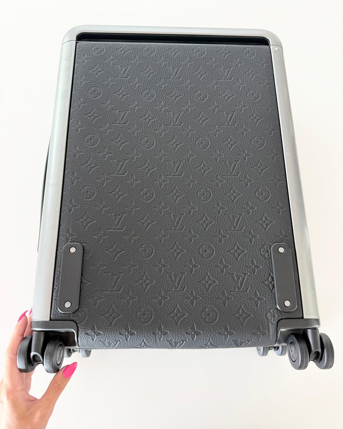 Louis Vuitton Black Empreinte Leather Horizon 55 Carry On Rolling Luggage
