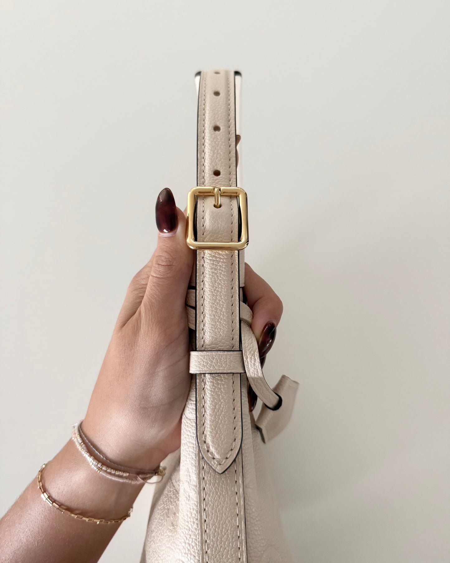 Louis Vuitton Ivory Sac Sport