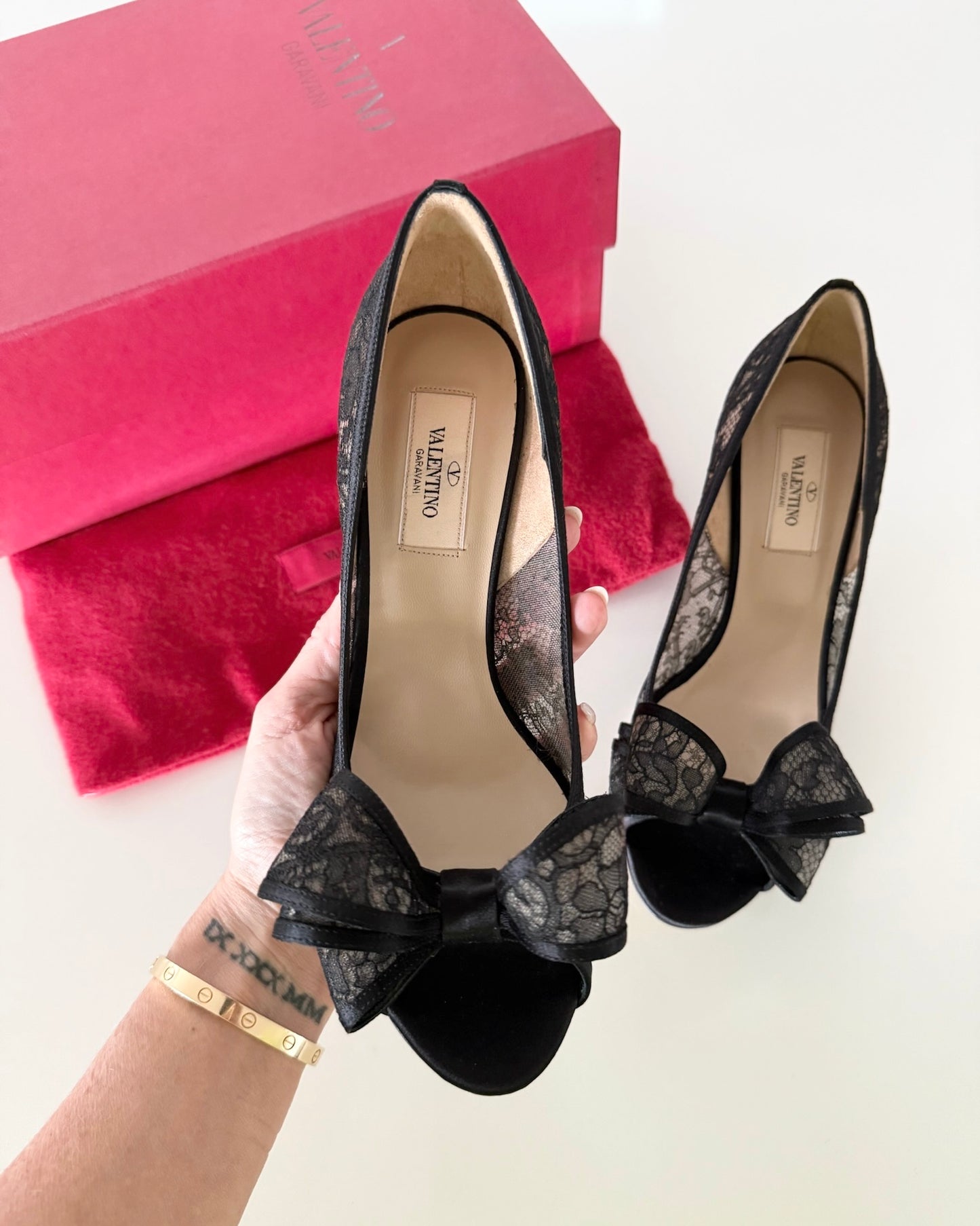 Valentino Black Lace Bow Peep Toe Kitten Heels Size 6.5/37