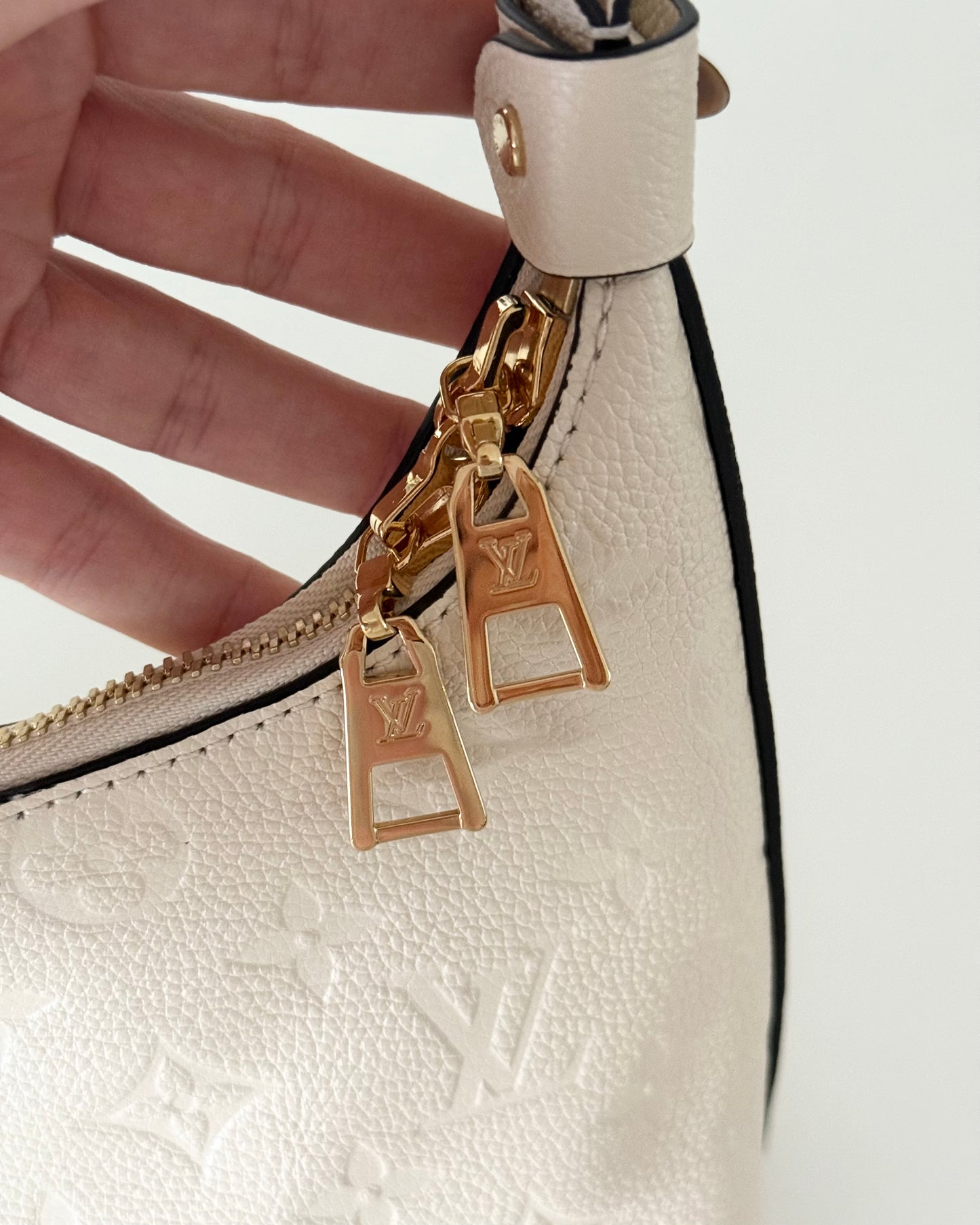 Louis Vuitton Ivory Sac Sport