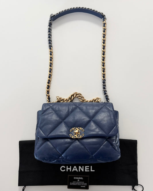 Chanel Navy Blue Leather Large 19 Bag 29 series from 2019-20
