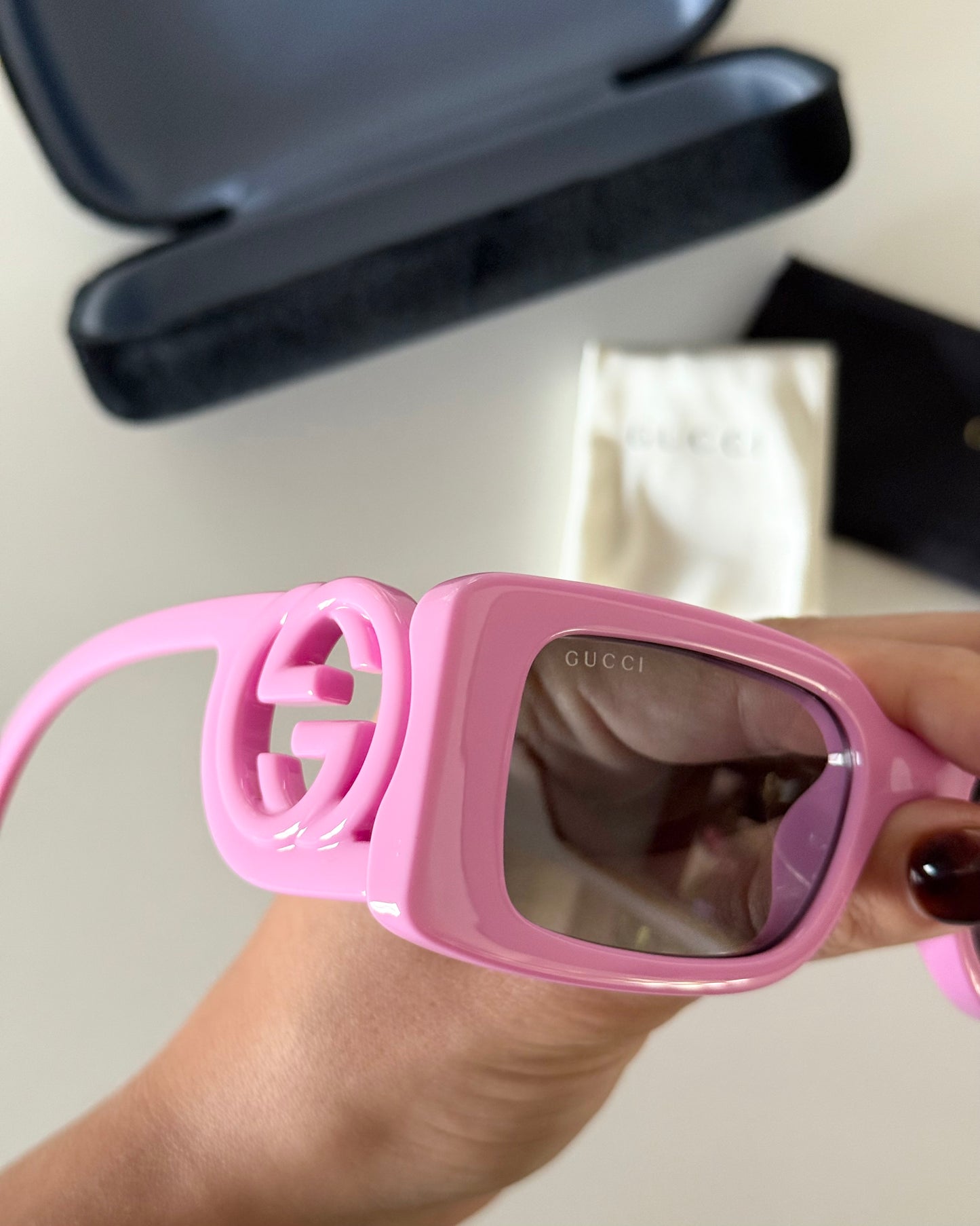 Gucci Pink Rectangle Logo Sunnies