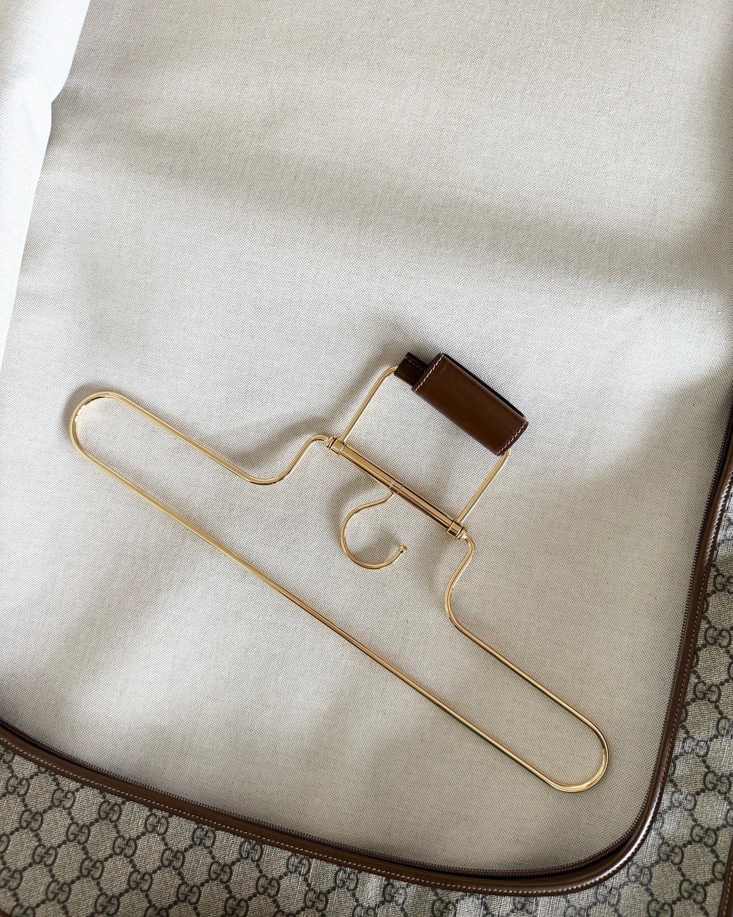 Gucci Beige/Brown Supreme Coated Canvas and Leather Garment Bag