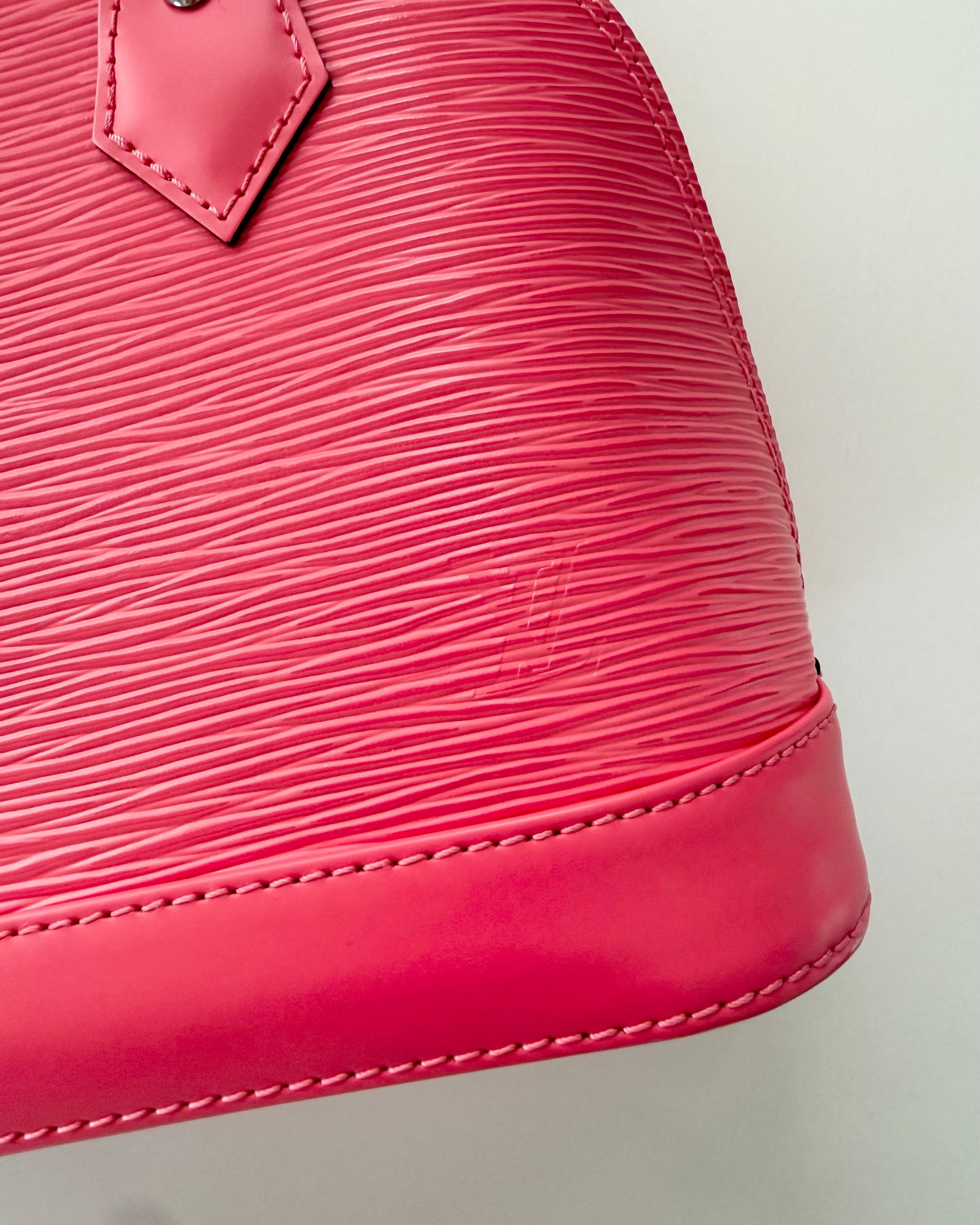 Louis Vuitton Pink Epi Leather Alma BB