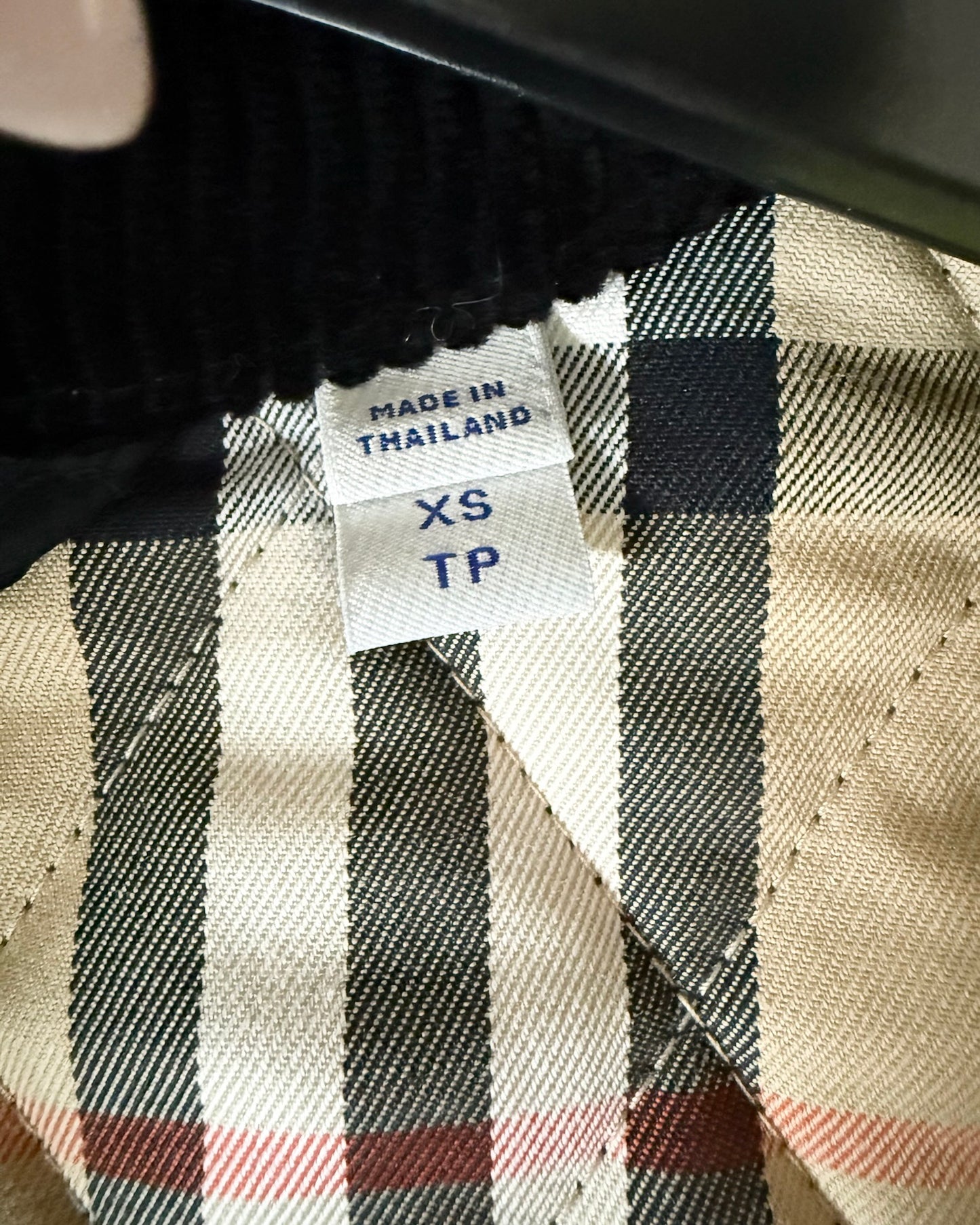 Burberry Black Quilted Nylon Barn Jacket size XS