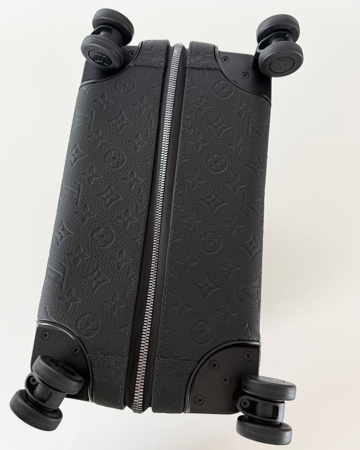 Louis Vuitton Black Empreinte Leather Horizon 55 Carry On Rolling Luggage