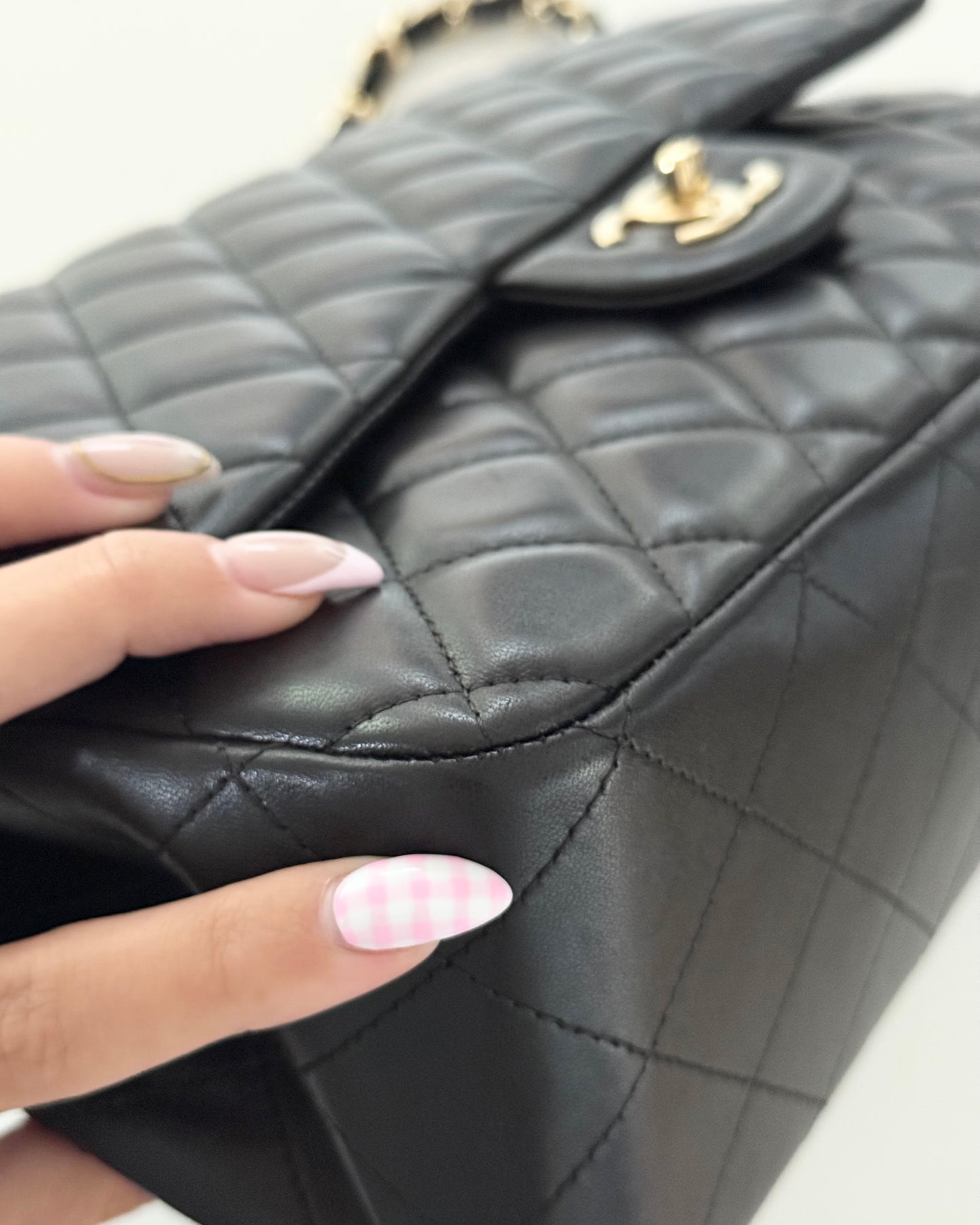 Chanel Black Quilted Lambskin Classic Jumbo