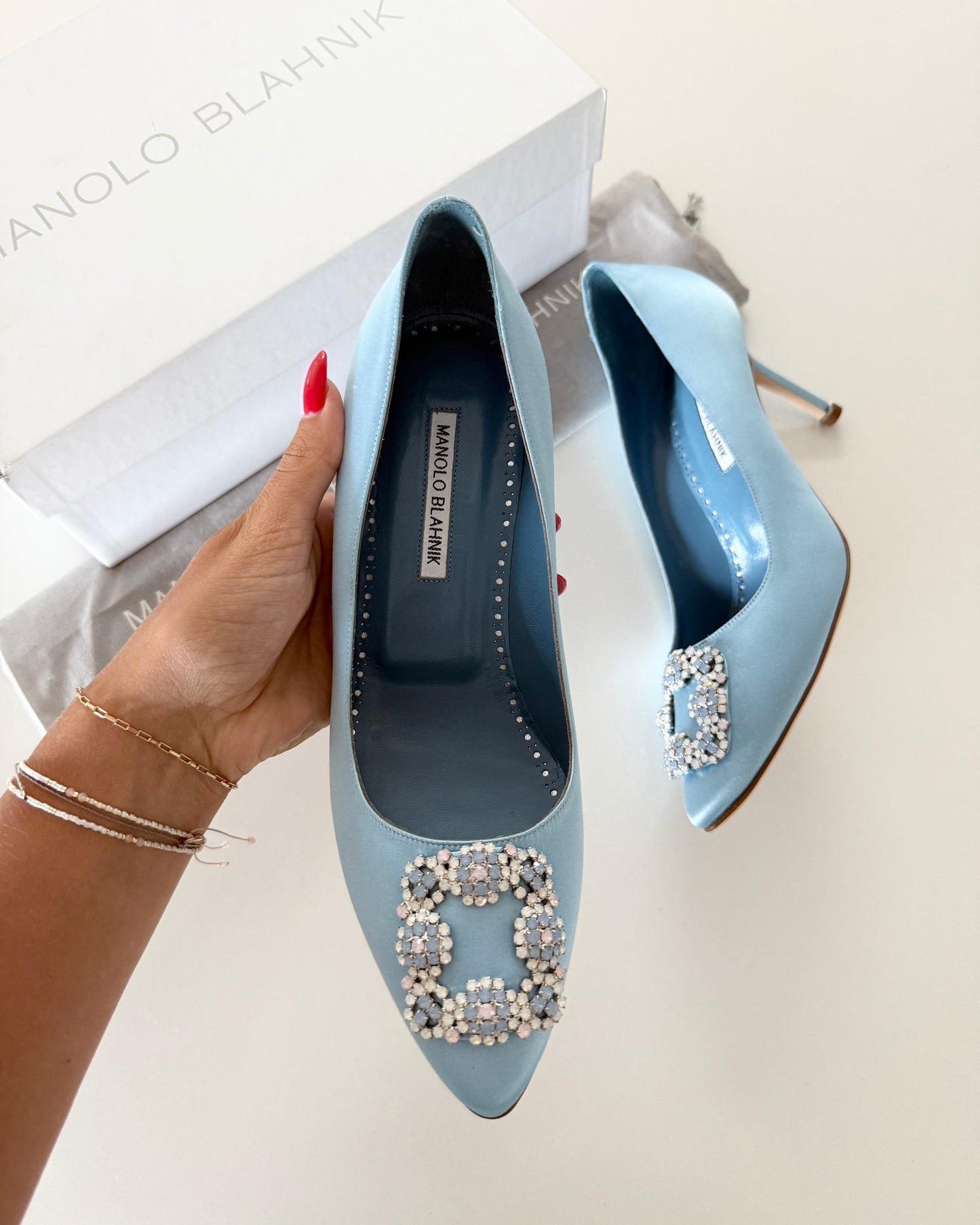 Manolo Blahnik Hangisi Opal 70 Crystal Embellished Light Blue Satin Size 40