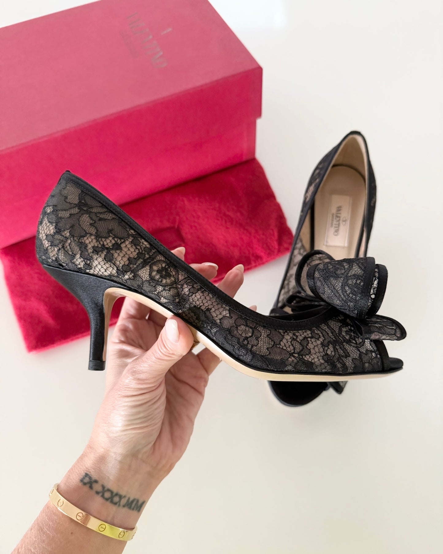 Valentino Black Lace Bow Peep Toe Kitten Heels Size 6.5/37