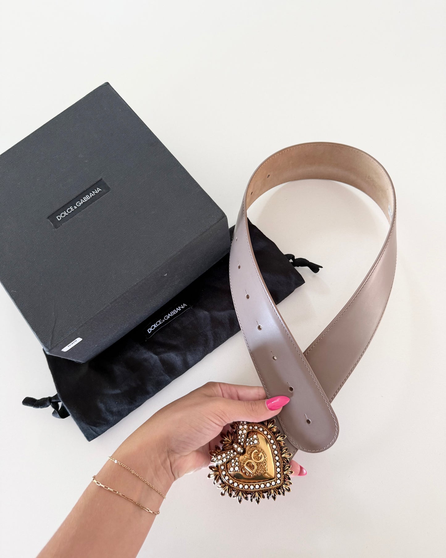 Dolce and Gabbana Nude and Rose Gold Heart Devotion Belt Size 75